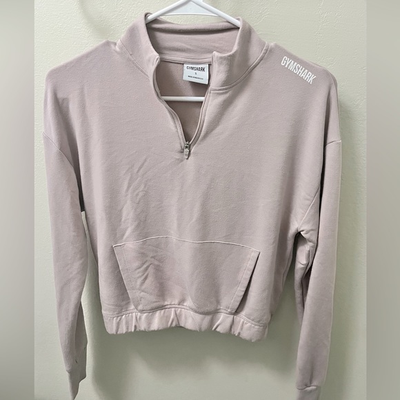 Gymshark Tops - *⬇️📫* Gymshark Cropped Sweatshirt With Hoodie Style Pockets & Gathered Waist